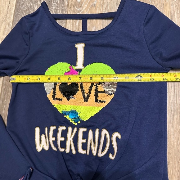 ❤️  girls navy blue with color changing sequins sweater. New - Picture 5 of 9